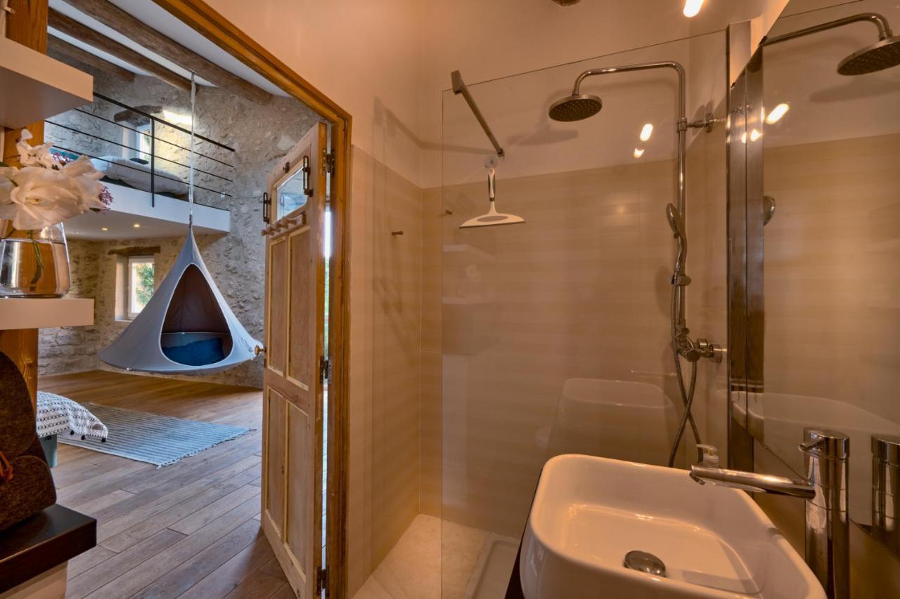 Maison Lou Roucas Cabrieres-d'Aigues Екстериор снимка