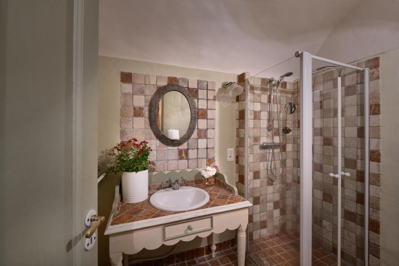 Maison Lou Roucas Cabrieres-d'Aigues Екстериор снимка
