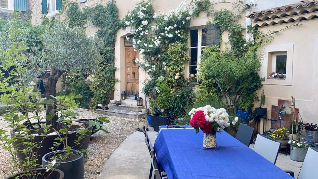 Maison Lou Roucas Cabrieres-d'Aigues Екстериор снимка
